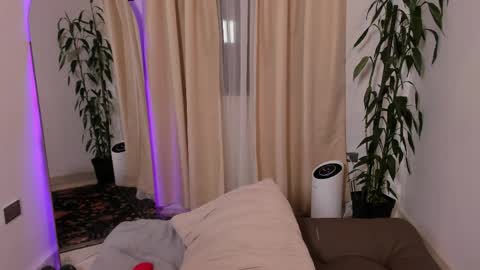 Samantha Ferrec online show from 05/01/26, 10:36