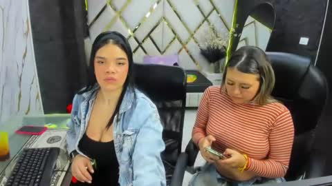 Snapshot of samantha_golds chatting on 07/08/26, 01:37 Ashley Giseth Arenas Molina online show from 07/08/26, 01:37