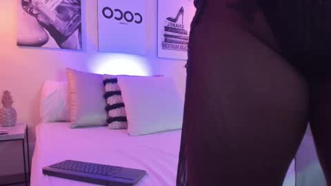 Samantha online show from 09/26/25, 01:48