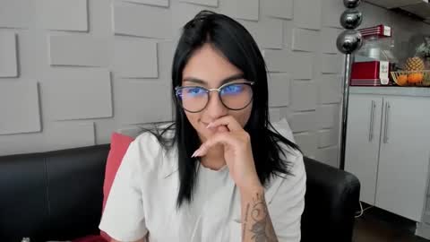 Snapshot of samantha_jadee chatting on 12/19/24, 04:13 Samantha online show from 12/19/24, 04:13