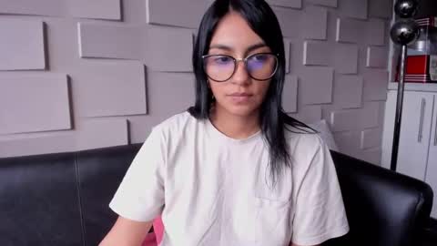 Snapshot of samantha_jadee chatting on 12/24/24, 03:37 Samantha online show from 12/24/24, 03:37