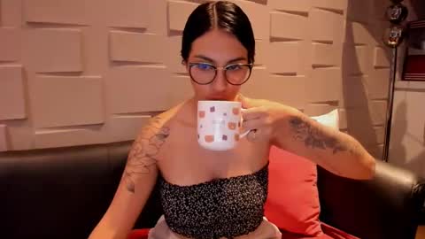 Snapshot of samantha_jadee chatting on 01/02/25, 12:03 Samantha online show from 01/02/25, 12:03