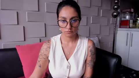 Snapshot of samantha_jadee chatting on 01/03/25, 04:16 Samantha online show from 01/03/25, 04:16