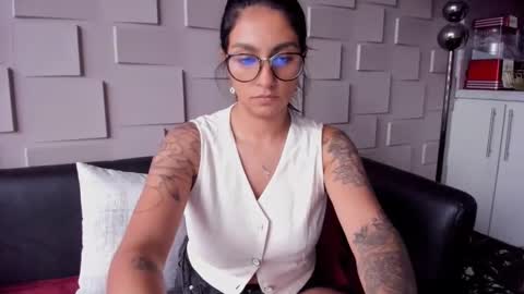 Snapshot of samantha_jadee chatting on 01/03/25, 07:18 Samantha online show from 01/03/25, 07:18