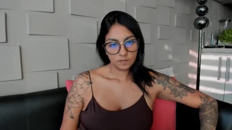 Snapshot of samantha_jadee chatting on 01/29/25, 10:22 Samantha online show from 01/29/25, 10:22