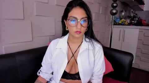 Snapshot of samantha_jadee chatting on 02/07/25, 08:53 Samantha online show from 02/07/25, 08:53