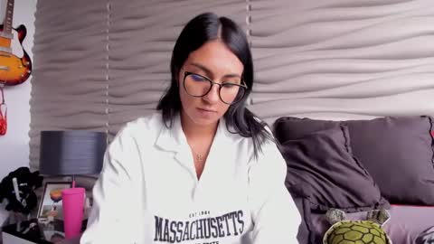 Snapshot of samantha_jadee chatting on 02/21/25, 09:54 Samantha online show from 02/21/25, 09:54