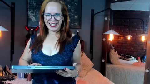 Sam online show from 02/05/25, 11:02