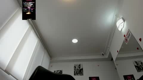 Snapshot of samantha_milfs chatting on 05/11/26, 12:22 samantha_milfs online show from 05/11/26, 12:22