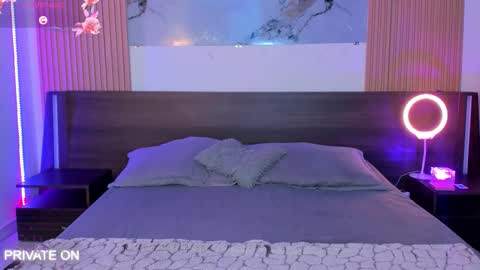 Snapshot of samantha_moons chatting on 11/25/25, 11:38 samantha_moons online show from 11/25/25, 11:38