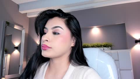 Snapshot of samanthaa_22_ chatting on 01/14/25, 03:53 Samanthaa online show from 01/14/25, 03:53