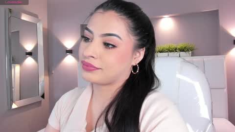 Snapshot of samanthaa_22_ chatting on 01/22/25, 03:41 Samanthaa online show from 01/22/25, 03:41