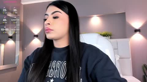 Snapshot of samanthaa_22_ chatting on 01/23/25, 03:37 Samanthaa online show from 01/23/25, 03:37