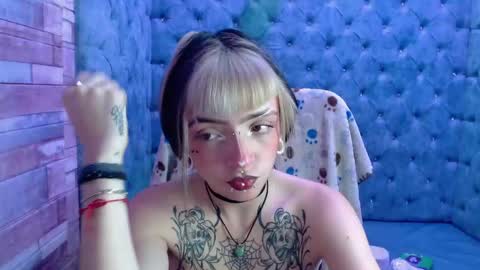 Samantha Smitth online show from 10/16/25, 04:13