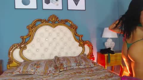 Snapshot of samanthabale chatting on 12/17/25, 11:38 Samantha online show from 12/17/25, 11:38