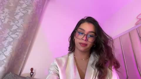Snapshot of samanthabernardo_ chatting on 03/03/26, 03:45 Samantha Bernardo online show from 03/03/26, 03:45