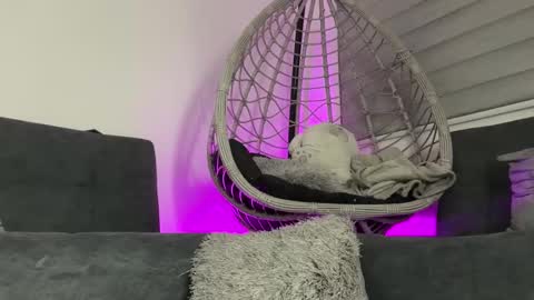 Snapshot of samanthabernardo_ chatting on 05/31/26, 04:20 Samantha Bernardo online show from 05/31/26, 04:20