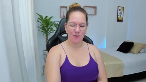 Samantha samy online show from 12/14/24, 05:36