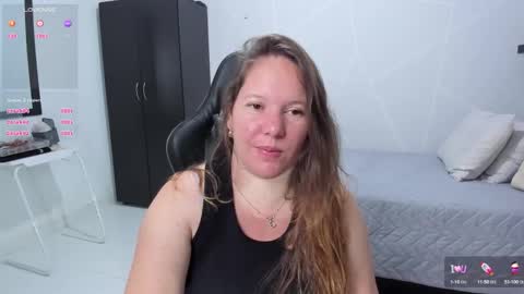 Samantha samy online show from 10/14/25, 03:07