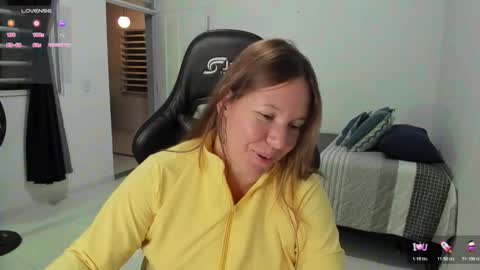 Samantha samy online show from 12/23/25, 02:20