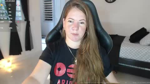 Samantha samy online show from 05/03/26, 09:43