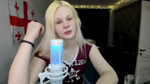 Snapshot of samanthamiasnik1 chatting on 02/20/25, 07:41 Samantha online show from 02/20/25, 07:41