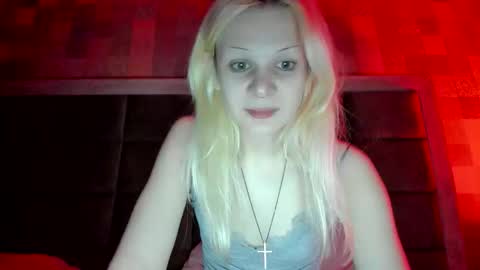 Snapshot of samanthamiasnik1 chatting on 09/28/25, 08:36 Samantha online show from 09/28/25, 08:36