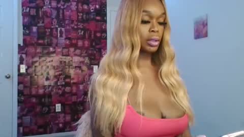 Snapshot of samanthaporsha chatting on 02/03/25, 01:52 samanthaporsha online show from 02/03/25, 01:52