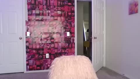 Snapshot of samanthaporsha chatting on 03/10/25, 08:56 samanthaporsha online show from 03/10/25, 08:56