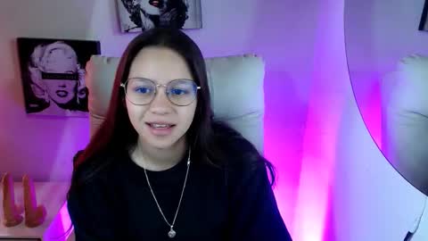 Samantha online show from 10/13/25, 02:06