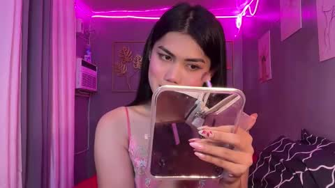 Samantha online show from 10/25/25, 11:40