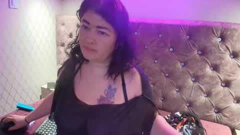 Snapshot of samanthasyedx chatting on 06/07/26, 03:21 samanthasyedx online show from 06/07/26, 03:21