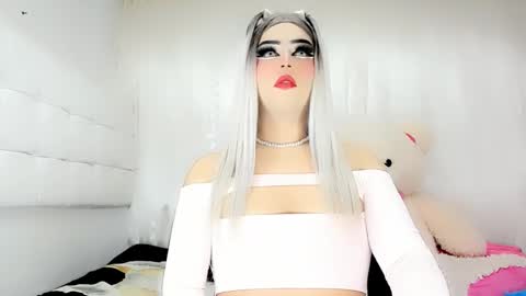 samanthax_xissadora1 online show from 02/13/25, 09:51