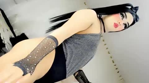 samanthax_xissadora1 online show from 02/21/25, 03:01