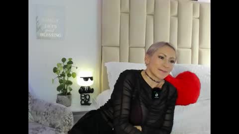Samixmami online show from 03/12/25, 06:22