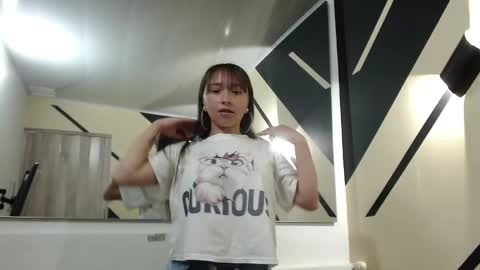 Snapshot of samara_purple chatting on 01/09/25, 02:29 Dafne  online show from 01/09/25, 02:29