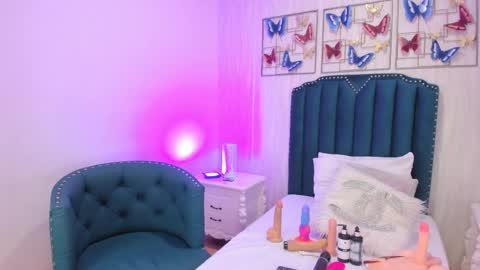 Samara Warren online show from 02/11/25, 02:46