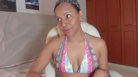 Snapshot of samaraa_smith1 chatting on 05/22/26, 12:55 samaraa_smith1 online show from 05/22/26, 12:55