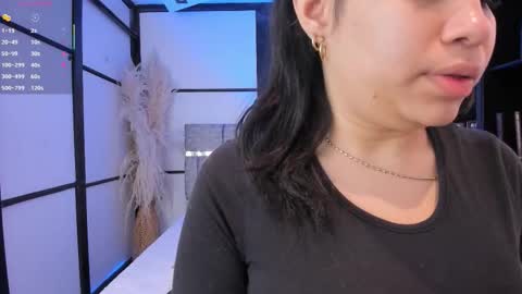 Snapshot of samaraanders chatting on 12/22/25, 05:15 Samara online show from 12/22/25, 05:15