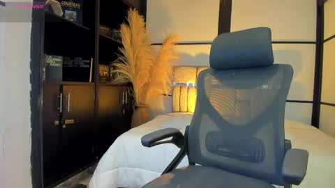 Snapshot of samaraanders chatting on 04/26/26, 05:16 Samara online show from 04/26/26, 05:16