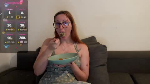 Snapshot of samarafromthewell chatting on 03/11/25, 12:11 Samara From The Well online show from 03/11/25, 12:11