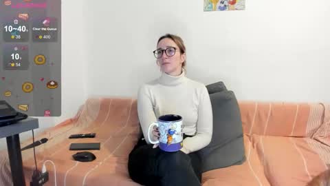 Snapshot of samarafromthewell chatting on 11/06/25, 09:26 Samara From The Well online show from 11/06/25, 09:26