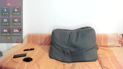 Snapshot of samarafromthewell chatting on 11/23/25, 04:29 Samara From The Well online show from 11/23/25, 04:29