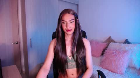 Snapshot of samarasilex chatting on 09/25/25, 02:26 Samara Silex online show from 09/25/25, 02:26