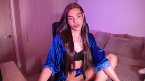 Snapshot of samarasilex chatting on 09/29/25, 02:38 Samara Silex online show from 09/29/25, 02:38