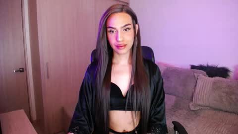 Snapshot of samarasilex chatting on 11/03/25, 02:24 Samara Silex online show from 11/03/25, 02:24