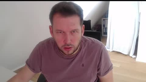 Snapshot of samariterbw chatting on 11/12/25, 08:04 TopBoy online show from 11/12/25, 08:04