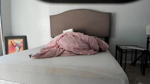 Yaya online show from 10/06/25, 10:18