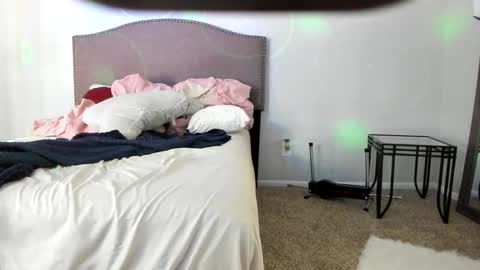 Yaya online show from 10/08/25, 07:00