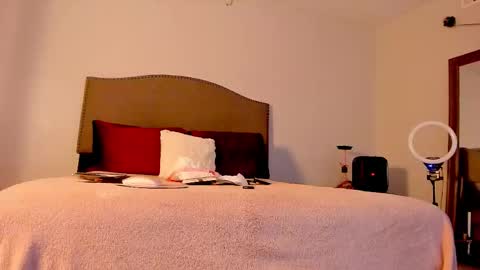 Yaya online show from 11/03/25, 04:03